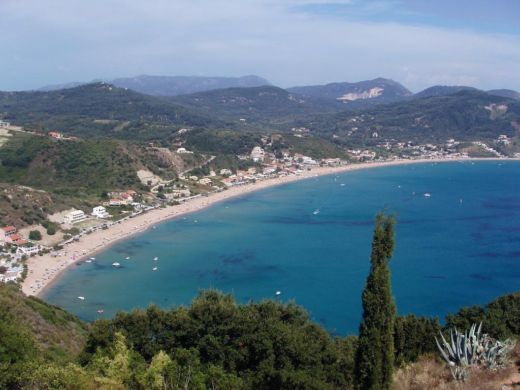 Ferienwohnung Kogeros Agios Georgios Pagon Exterior foto