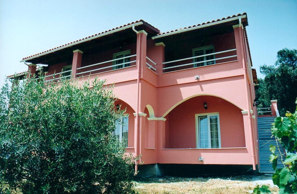 Ferienwohnung Kogeros Agios Georgios Pagon Exterior foto